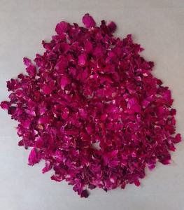 Grandes fleurs décoratives en vrac de matériel naturel de pétales de rose séchés rouges pour des occasions de Noël - Product Image 1