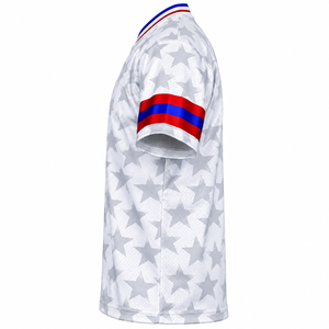 Maillot de football personnalisé à motif étoile sublimé, manches courtes pour homme, en polyester respirant, vêtement adulte, blanc avec bordures rouges et bleues - Product Image 3