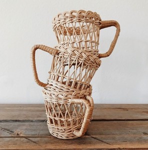 Vente en gros gobelets de tailles personnalisées gobelets à vin boisson champagne verre à couvercle en rotin tasse à boisson avec poignée - Product Image 1