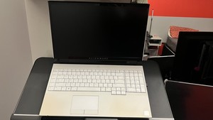 Portátil <span class=keywords><strong>Dell</strong></span> Alienware 16 Area-51 RTX 5070 Ti 32GB 2TB 240Hz NUEVO - Product Image 6