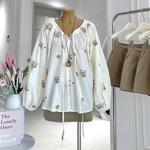 Top de mujer estilo coreano con encaje liso, cuello en V, manga corta, corte regular, informal, por encima de la rodilla, para primavera y verano - Product Image 4