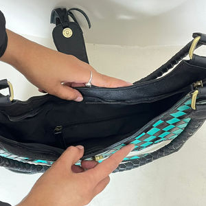 Bolso de Mano de Cuero Vacuno Hecho a Mano de Diseño Personalizado de Marcas de Lujo, Diseño Occidental, Bolso de Hombro a Cuadros Rosa y Negro para Mujer - Product Image 6