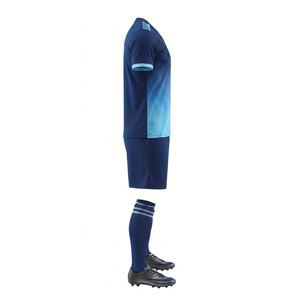Uniforme de Fútbol para Hombre, Azul Degradado, Cuello en V, Manga Corta, Absorbe la Humedad, Ajuste Atlético, Impresión Sublimada, Conjunto de Camiseta de Fútbol - Product Image 5