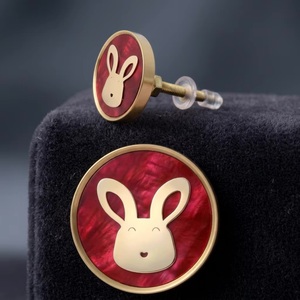 Pomo Redondo de Resina y Latón para Muebles con Diseño de Conejo Rojo, Ecológico y de Fácil Instalación, Moderno para Cajones, Armarios y Roperos - Product Image 1