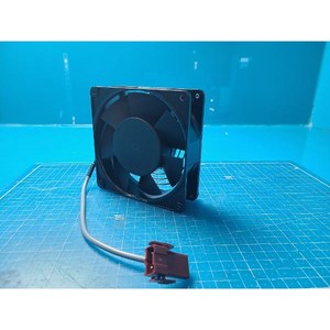 Fuente de Iones de Filamento Commonwealth Scientific FP-108-7, Usada como Pieza de Repuesto para Equipos Semiconductores Antiguos - Product Image 3