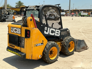 Cargadora Compacta 135HD 2019 con Cabina Cerrada, Máquina de Construcción Inoperable - Product Image 6