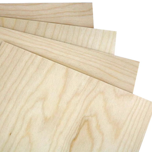 ไม้อัดเชิงพาณิชย์คุณภาพสูง เกรดบรรจุภัณฑ์ชั้นหนึ่ง มาตรฐานการปล่อยมลพิษ E2 ดีไซน์ทันสมัย หนา 18 มม. HLC 1 ราคาขายส่งที่ดีที่สุด - Product Image 1