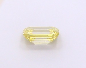 Diamant de laboratoire CVD de luxe 1,10 ct, jaune fantaisie, taille émeraude, VS1, EX Poli, vente en gros, diamant non monté, fourni par le fabricant, en stock - Product Image 2
