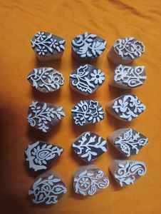 Bloques de Impresión de Madera Sostenibles Tallados a Mano para Impresión Textil, Sellos de Impresión de Tela Grabados, Impresión Artesanal Floral - Product Image 4