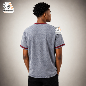 Camiseta negra de manga corta AAMU |   Cuello Redondo con Ribete en Contraste, Corte Regular, Formal, 100% Algodón, Antiarrugas, Ecológico, Transpirable - Product Image 2