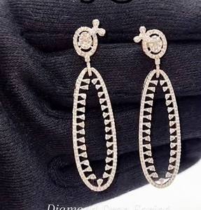 Pendientes Colgantes de Diamantes Certificados IGI de 2.33 Ct en Oro Blanco con Rosa Vintage, Joyería Fina para Bodas y Fiestas, Proveedor Mayorista OEM - Product Image 3