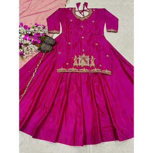 Fancy Women's Top Lehenga con Secuencia Juego de trabajo de bordado de múltiples agujas con adorno único - Product Image 1