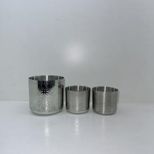 Bougeoirs en métal de haute qualité, personnalisés, en acier inoxydable, faits à la main, avec couvercle pour bougie de Noël, finition polie, vente en gros - Product Image 6