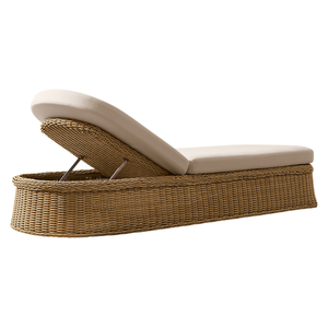 Chaise longue d'extérieur en teck massif de style resort tropical avec rangement, détails tressés, coussin luxueux, mobilier de patio et de bord de piscine - Product Image 4
