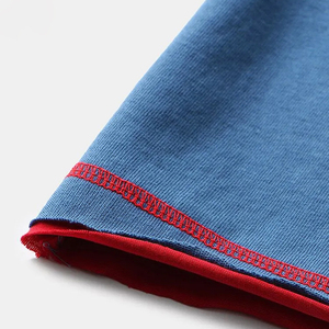 Camiseta de Manga Corta Azul para Hombre con Ribete en Contraste Rojo, Corte Regular, Cuello Redondo Informal, Tejido de Punto, Color Sólido, Camiseta de Alta Calidad para Hombre - Product Image 5