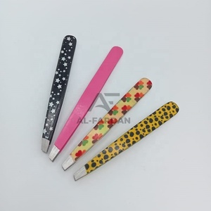 Pince à épiler pour sourcils en acier inoxydable japonais, à pointe carrée et biseautée, avec revêtement en papier, motifs personnalisés disponibles - Product Image 1