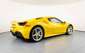 Ferrari 488 Spider Convertible Amarillo, Turbo Automático, Tracción Trasera, Superdeportivo, Roadster, Vehículo de Lujo - Product Image 3