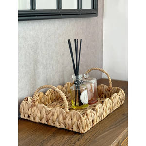 Bandeja rectangular de jacinto de agua con asas. Bandeja para servir en mesas de centro, para uso en salas de estar y hoteles. - Product Image 4