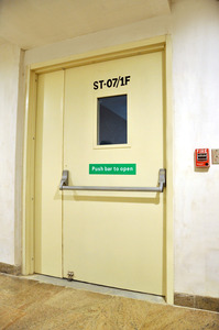 Puerta Cortafuego de Acero de Fabricación India para Edificios de Oficinas y Centros Comerciales, Disponible para Suministro al por Mayor - Product Image 2