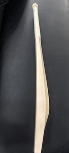 Batte de cricket en saule anglais standard, approuvée JS, pour droitier, manche court, légère, avec étui premium, durable, écologique, ajustée pour batteurs de force de frappe moyenne à basse - Product Image 3