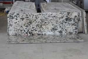 Premium Finish, Attractive Sunset Gold Exotic <b>Granit</b> for Airport, Railway Station, Hotel, Villa, Apartment, Office Building - Product Image 1