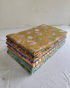 ผ้าฝ้ายพิมพ์ลายทริคอตขายดีปี 2026 ขายเป็นหลา เนื้อนุ่ม น้ำหนักเบา สำหรับชุดผู้หญิงและเด็กผู้หญิง ใช้ตัดเย็บ ราคาโรงงาน - Product Image 1