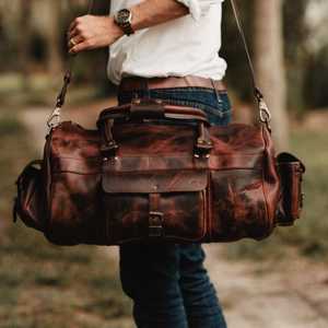 Bolsa de Viaje Vintage de Cuero Genuino en Forma de Barril con Dos Asas y Cierre de Cremallera, Bolsa de Gimnasio Unisex para Fin de Semana - Product Image 3