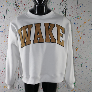 Sweat-shirt à col montant WAKE WHITE 100% coton avec broderie appliquée, col large, fils fins - Product Image 1