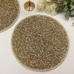 Sets de table brodés à la main de qualité supérieure, accessoires décoratifs pour la table, pour salle à manger, maison, hôtel, restaurant, événements - Product Image 1