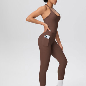 Ensemble de yoga 2 pièces sans couture en coton respirant pour femme : Legging taille haute et débardeur dos nu à col rond, couleur unie - Product Image 3