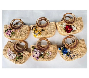 Sac de plage en rotin multicolore de haute qualité Logo personnalisé Mini Fashion Lady Style Summer Osier Bambou Artisanat Cadeau Souvenir PP - Product Image 5