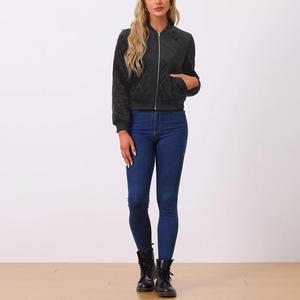 Chaqueta Bomber para Mujer Lista para Venta al por Menor, Chaqueta con Cierre de Tacto Suave Personalizada, Ropa de Moda para Marca y Suministro a Tiendas - Product Image 5