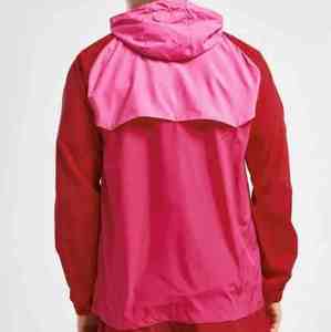 Chándal para rutinas de entrenamiento regulares y para el tiempo libre, con un diseño práctico, costuras limpias y material duradero. Chándal para hombre. - Product Image 2
