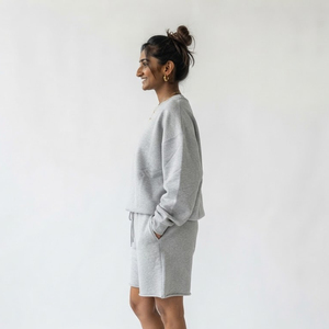 Ensemble sweat-shirt polaire et short ample pour femme, col rond, manches longues, taille à cordon, style décontracté hiver, streetwear - Product Image 3