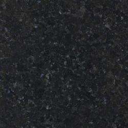 Dalles et comptoirs en granit noir du Rajasthan de qualité supérieure, pierre naturelle polie durable pour les projets intérieurs et extérieurs - Product Image 4