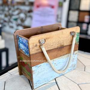 Jardinières / Sacs à fleurs en bois de bateau recyclé couleur naturelle pour la maison, le jardin et l'extérieur – Décoration carrée en rotin/mangue, petite taille - Product Image 6