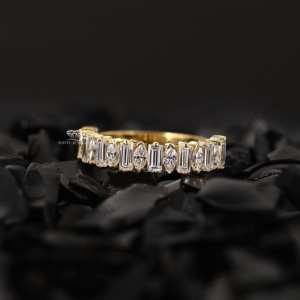 Anillo de boda de oro amarillo de 14K con diamantes de laboratorio marquesa y baguette, banda de eternidad apilable y alternada para mujer, venta al por mayor - Product Image 1