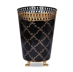 ถังขยะโลหะเหล็กสีดำ รูปทรงตามสั่ง ถังขยะโลหะ ถังขยะครัวเรือน ถังขยะในครัว - Product Image 4