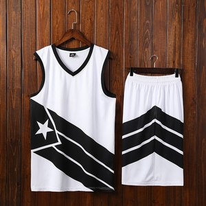 Ensemble de maillot de basketball personnalisable imprimé par transfert thermique, débardeur unisexe sans manches en maille avec imprimé drapeau et short à taille élastique - Product Image 4