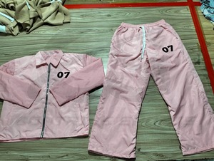 2026 Vente en gros de survêtements personnalisés à fermeture éclair pour hommes, ensemble coupe-vent en nylon, ensemble de survêtements pour hommes, fabricant de survêtements, service OEM - Product Image 4