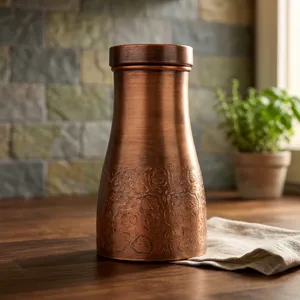 Jarra de Agua de Cobre, Matka de Cobre Tradicional Hecha a Mano con Diseño Floral Grabado y Acabado Antiguo, Recipiente para Almacenar Agua para el Hogar - Product Image 4