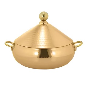 Elegante Cacerola Clásica Negra y Dorada con Acabado Martillado, Olla de Dos Tonos con Tapa de Cúpula, Vajilla Moderna Ecológica para Cenas y Bodas - Product Image 4