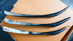 Chausse-pieds de style animal de qualité supérieure, écologique, en matériau organique poli, objet d'art et de collection pour bœuf ou taureau - Product Image 6