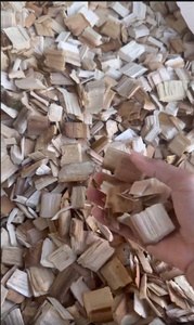 HKD NGUYEN HONG HANH 89 Embalaje OEM a granel del fabricante, virutas de madera natural para calderas de biomasa, producción de tableros MDF, exportación líder - Product Image 2