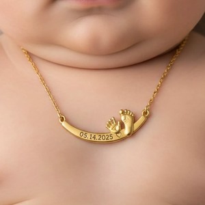 Collar Personalizado con Nombre y Huellas de Bebé, Barra de Oro Sólido, Joyería para Mamá, Regalo Conmemorativo para Recién Nacido, Joyería Grabada, OEM, ODM, Venta al Por Mayor - Product Image 6