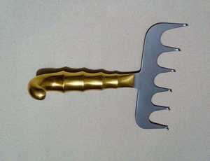 Retractor de Abdominoplastia Reutilizable Yancoskie Sharp Inline Prongs Skin Hook, Acero Inoxidable Chapado en Oro, 15cm (150mm) de Dentavex - Product Image 4