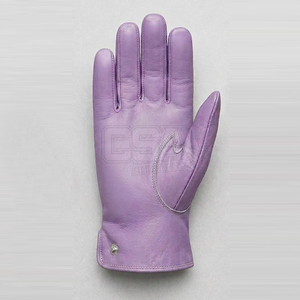 Gants de toilette de luxe au design moderne, avec une coupe confortable et un matériau durable, pour les occasions formelles - Product Image 3