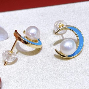 Nouvelles boucles d'oreilles en forme de croissant bleu en perles d'eau douce de style coréen pour le début de l'été - Product Image 2