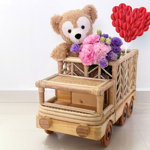 Camión de juguete grande de ratán tejido a mano, camiones de juego imaginativos para niños, juguetes infantiles naturales y sostenibles - Product Image 6