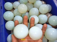 YearsCrystal Venta al por mayor de esferas de cristal pulido opalescente de piedra lunar blanco lechoso, de moda y curativas
